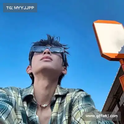 樊雍炼